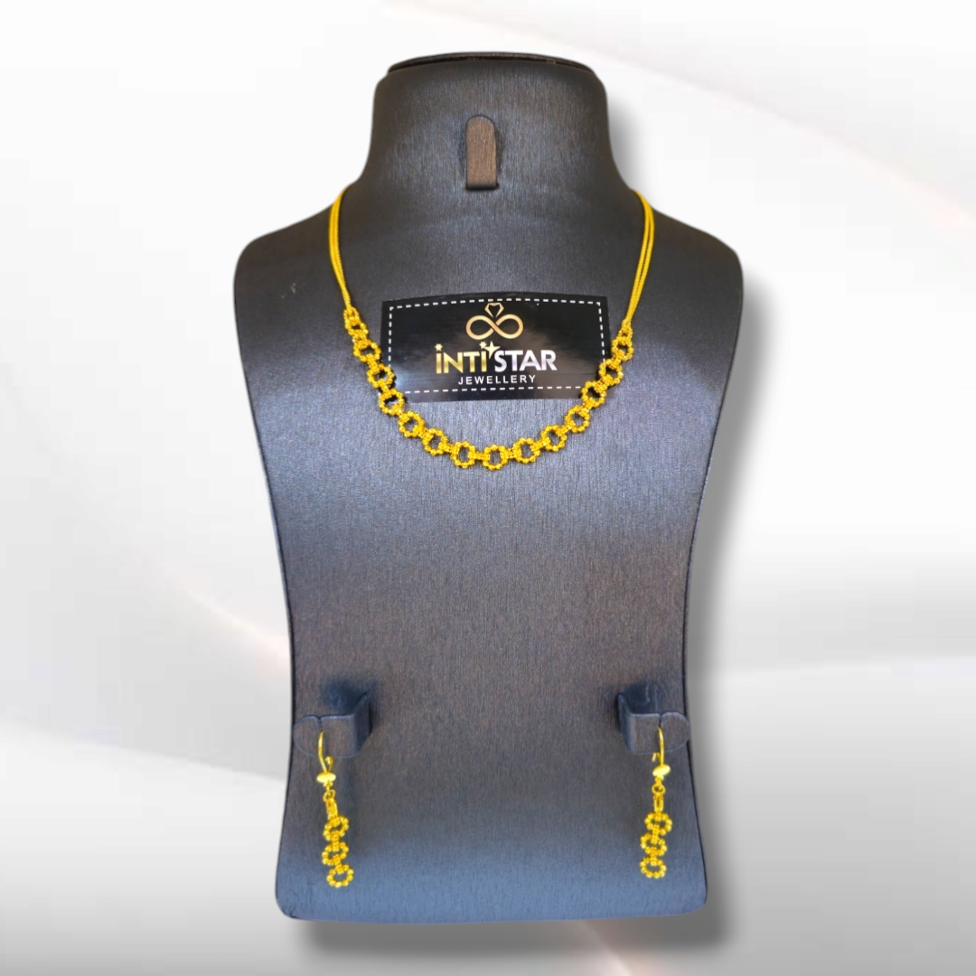 009 - Gold Jewellery Set