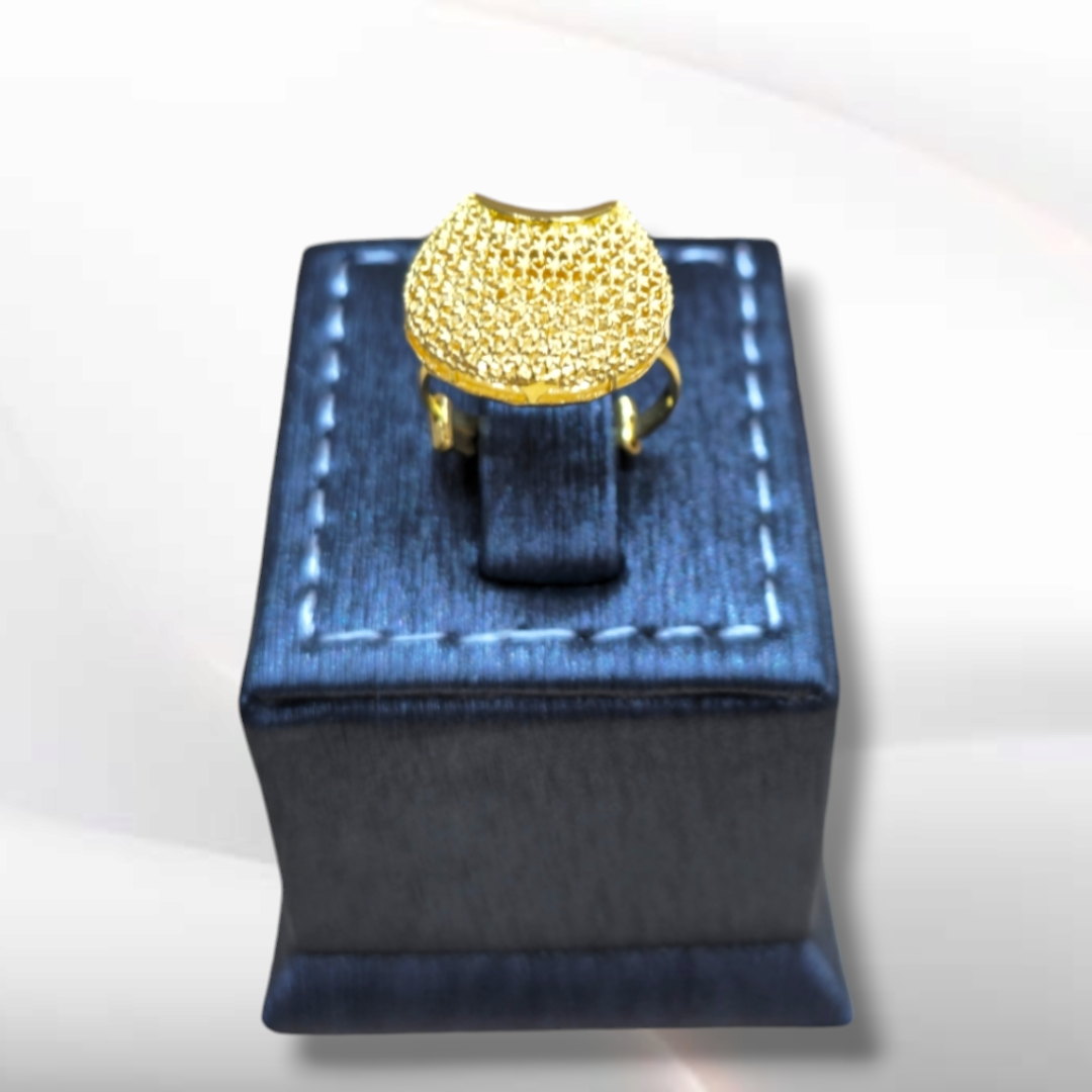 031 - Gold Jewellery Set