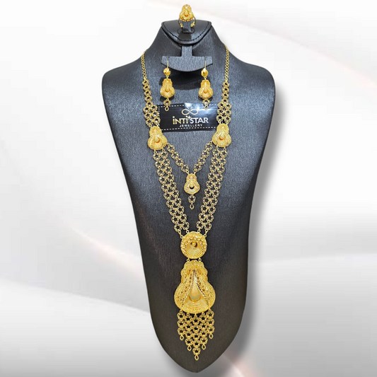 062 - Gold Jewellery Set