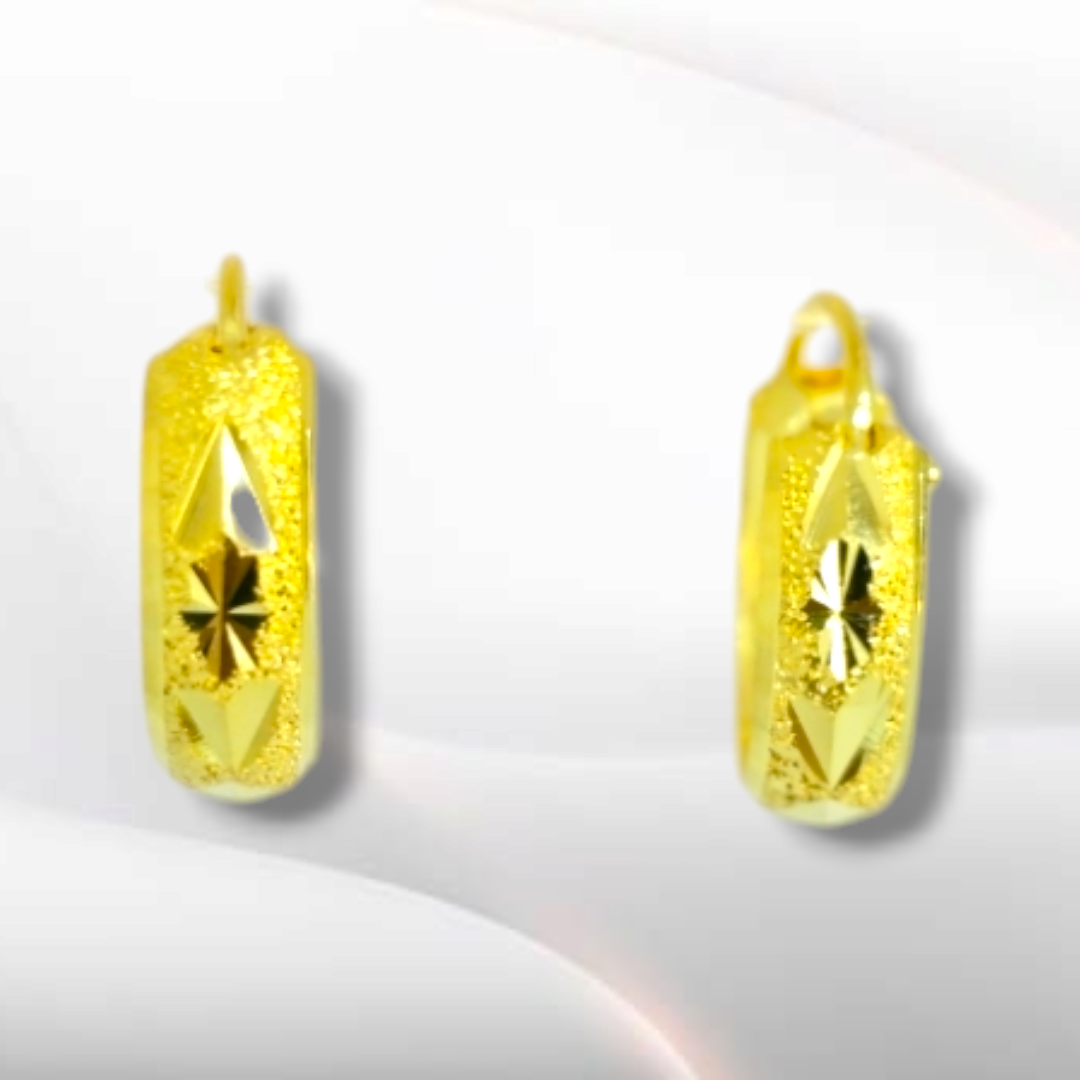 496 - Singaporean Design Earrings