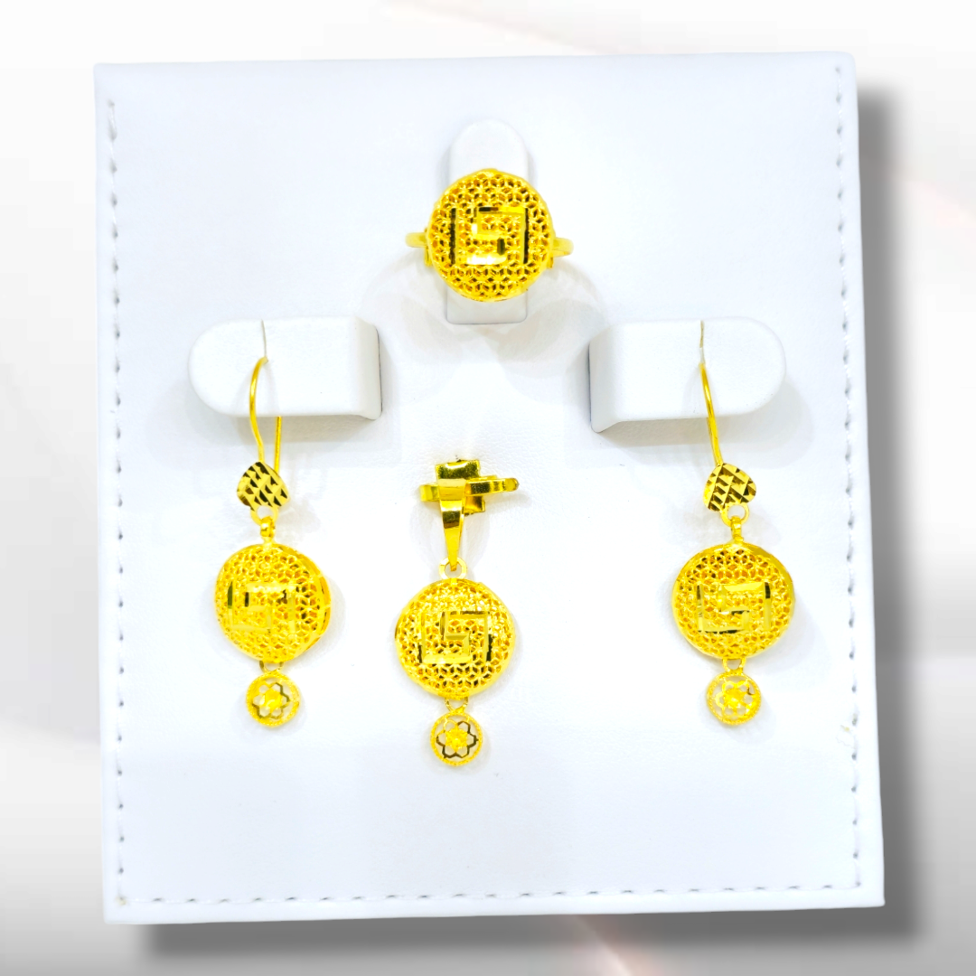 514 - Bahraini Pendant Set