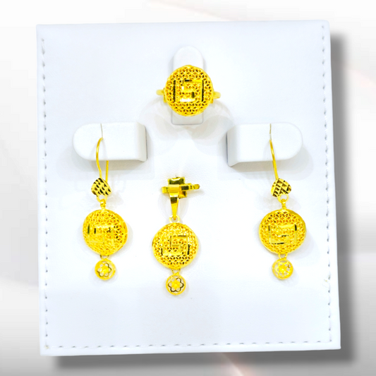 514 - Bahraini Pendant Set