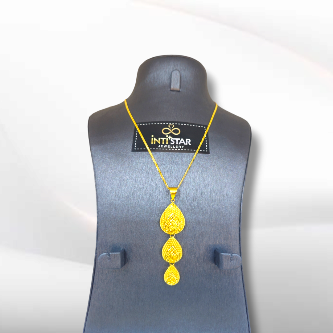 533 - Gold Jewellery Set